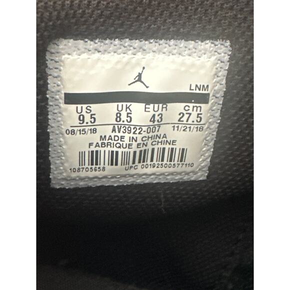 Jordan Legacy 312 Black Gold Patent Sz 9.5 excellent condition fresh look - Picture 10 of 15